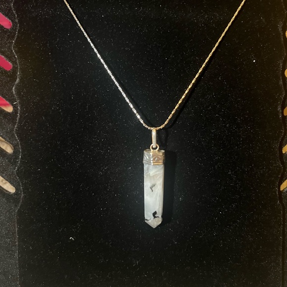 Rainbow moonstone - Picture 2 of 3